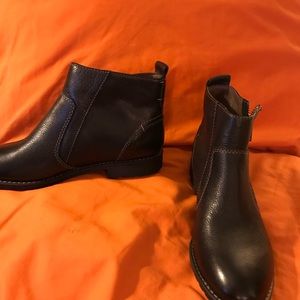Size 6 all leather booties